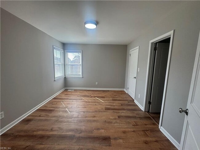 Building Photo - Beautifully Updated Ranch Home