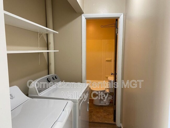 Building Photo - 217 Central Ave S