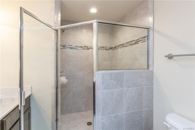 Building Photo - 7358 Pebble Lake Dr