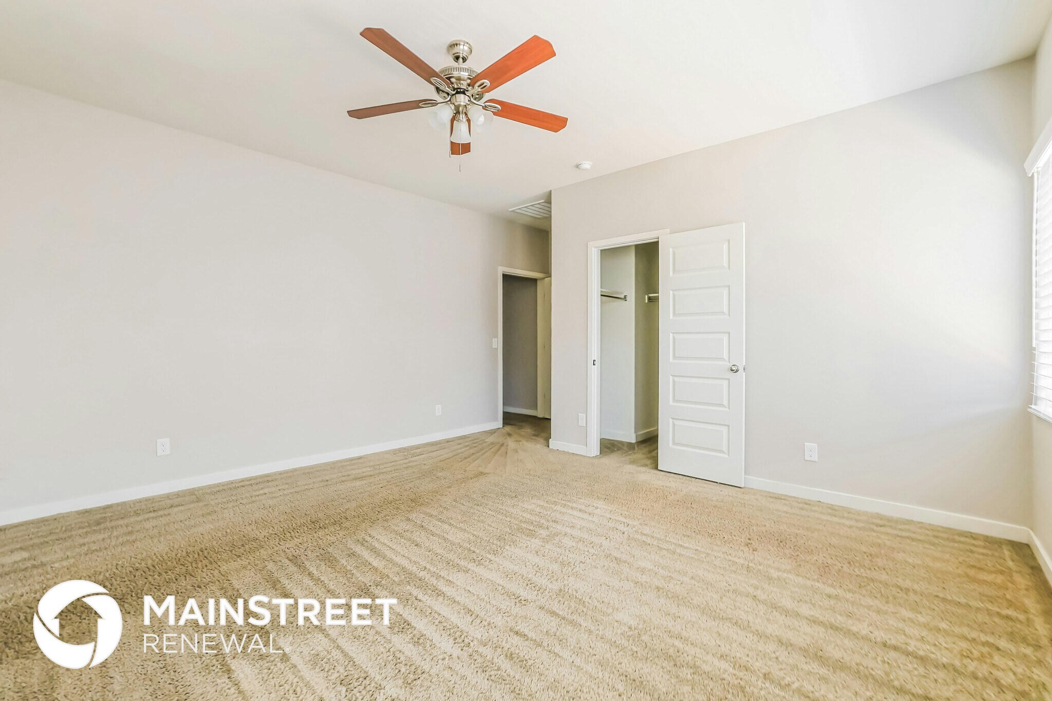 Building Photo - 1119 S Stapley Dr