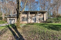 Building Photo - 5207 Gainsborough Dr