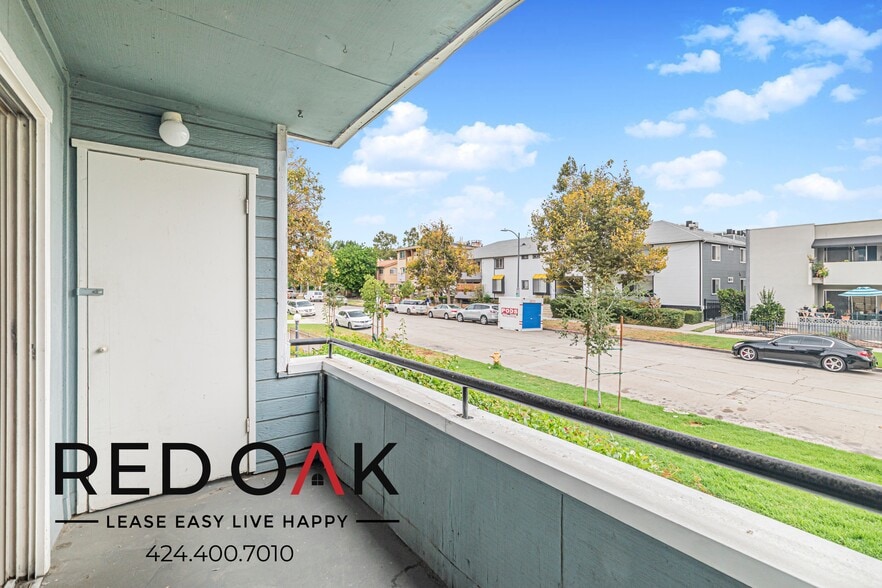 Building Photo - 7025 Vassar Ave