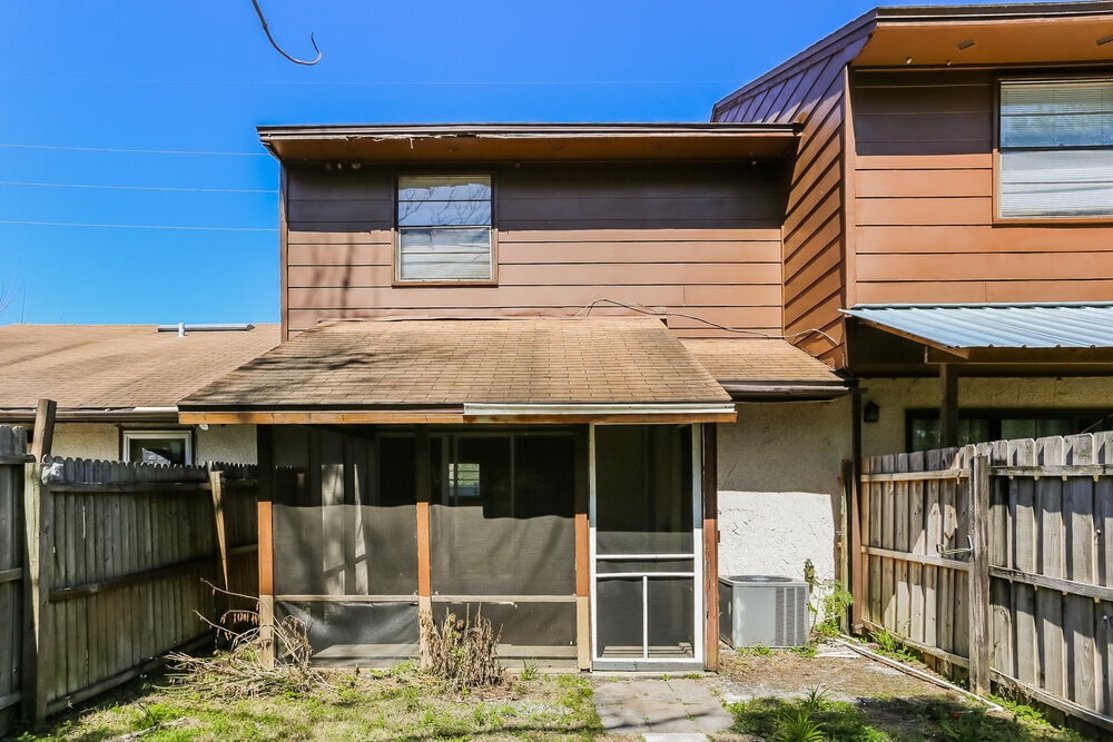 Building Photo - 7656 Arble Dr