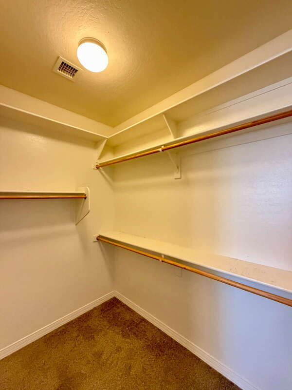Building Photo - 6250 S Rochester Dr