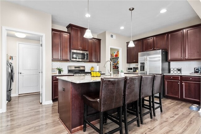 Building Photo - 114 Granite Ridge Cir