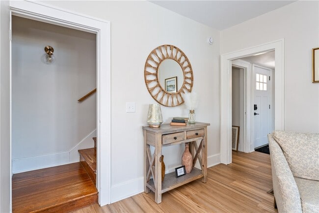 Building Photo - 1350 Bay Shore Blvd