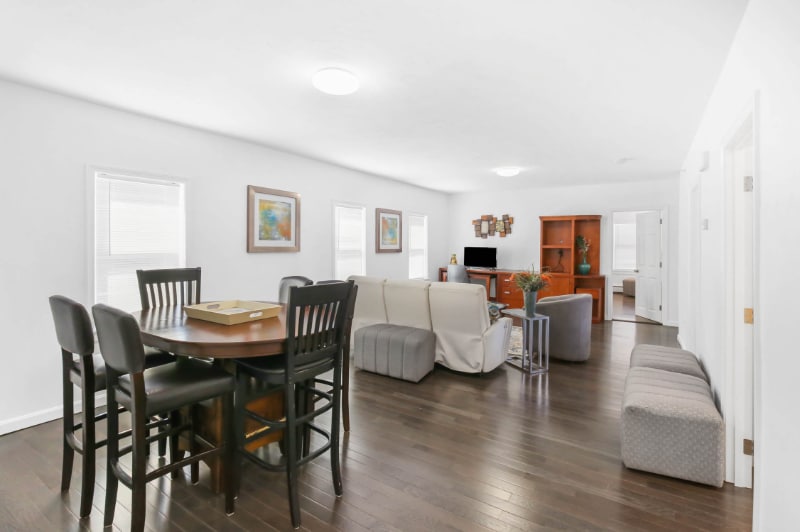 Building Photo - 15 Hawley St