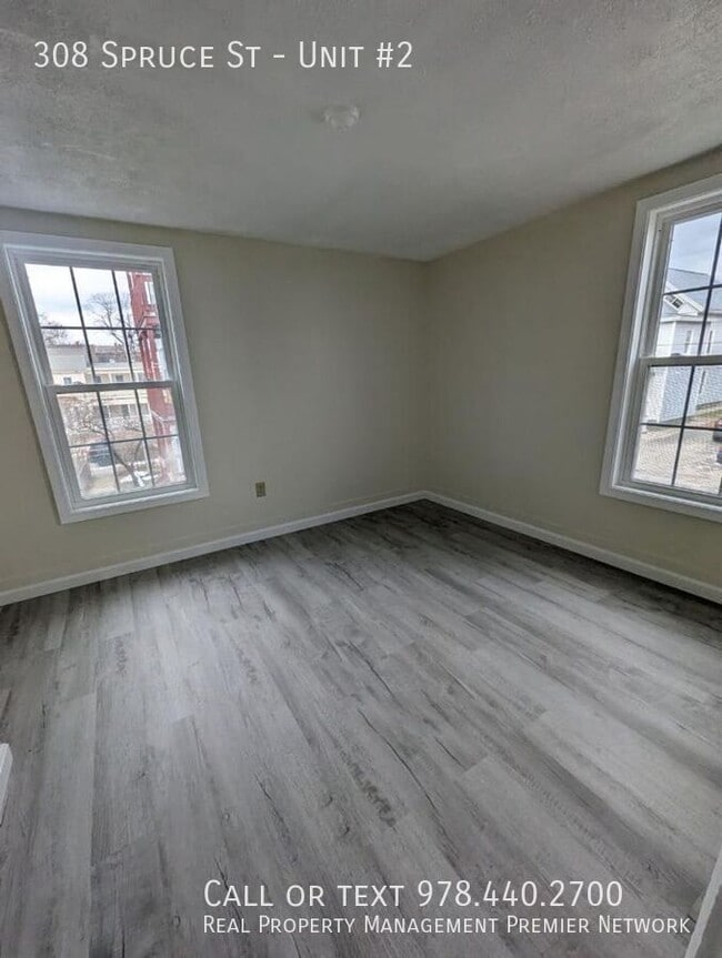 Building Photo - 308 Spruce St