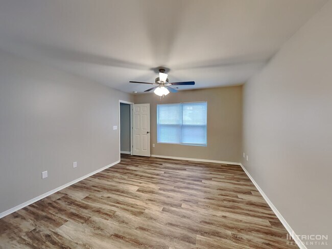 Building Photo - 1628 Poplar Shadow Dr