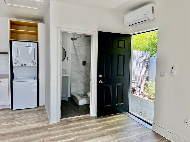 Building Photo - 7272 Cirrus Way