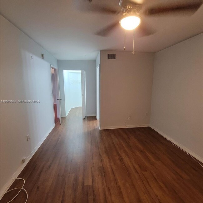 Building Photo - 711 SW 111th Way