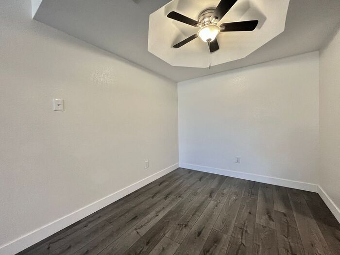 Building Photo - 16818 N 56th St