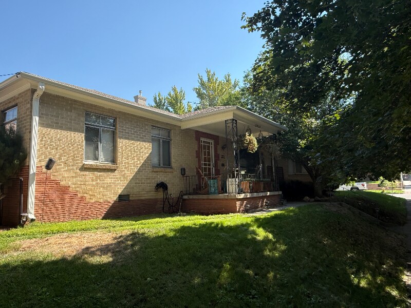 Building Photo - 2035 E Mississippi Ave