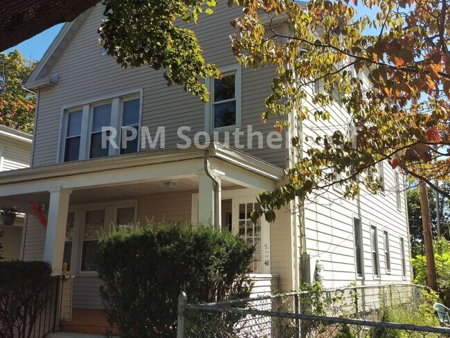 Building Photo - Court 48-2