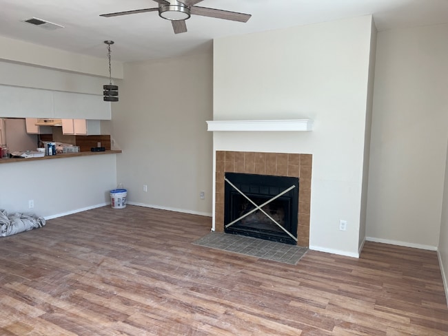 Building Photo - 5305 Indio Dr
