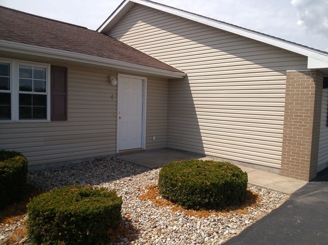 Building Photo - 12628 Edwards Ln