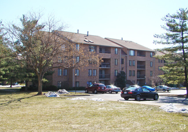 Building Photo - Georgetown Village Condominium