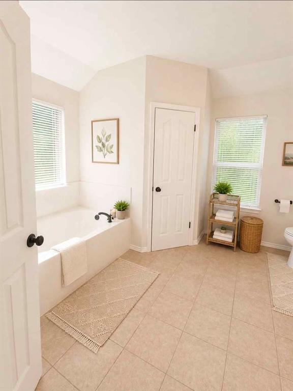 Building Photo - 1716 Ramona Cir