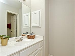 Building Photo - 2737 Plantation Dr
