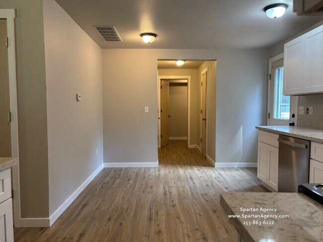 Building Photo - 13419 107th Ave Ct E