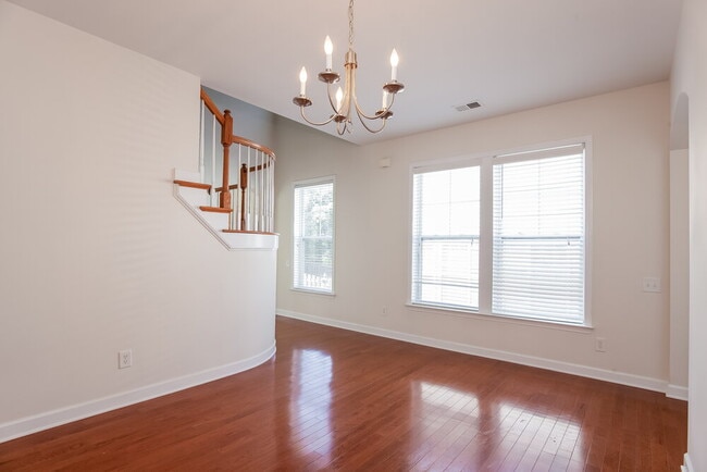 Building Photo - 13944 Mallard Lake Rd