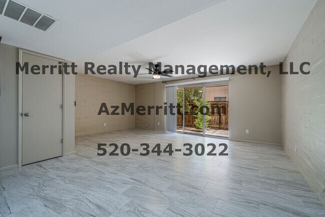 Building Photo - Remodeled 2 bedroom, 2.5 bathroom townhome, washer and dryer, dishwasher and more