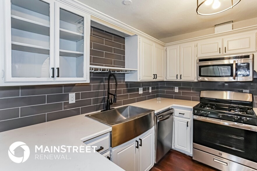 Building Photo - 3004 SW 124th St