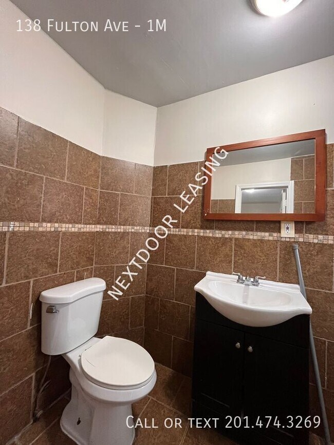 Building Photo - 138 Fulton Ave