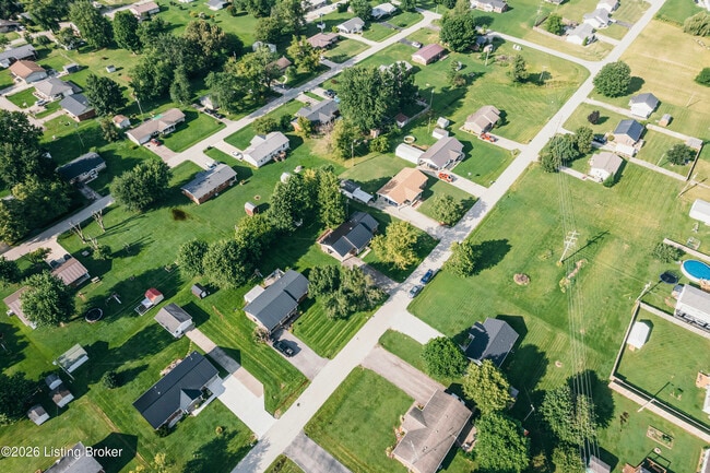 Building Photo - 309 E 6th St