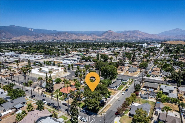 Building Photo - 2105 Genevieve St