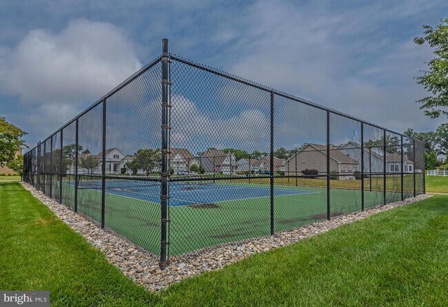 Building Photo - 18959 Gold Finch Cove