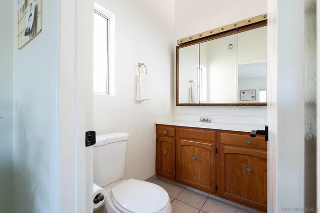 Building Photo - 5582 Baja Dr