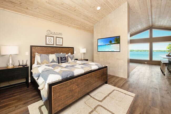 Building Photo - 135 Misty Cove Ln
