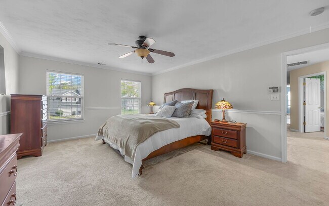 Building Photo - Waterfront Rental
