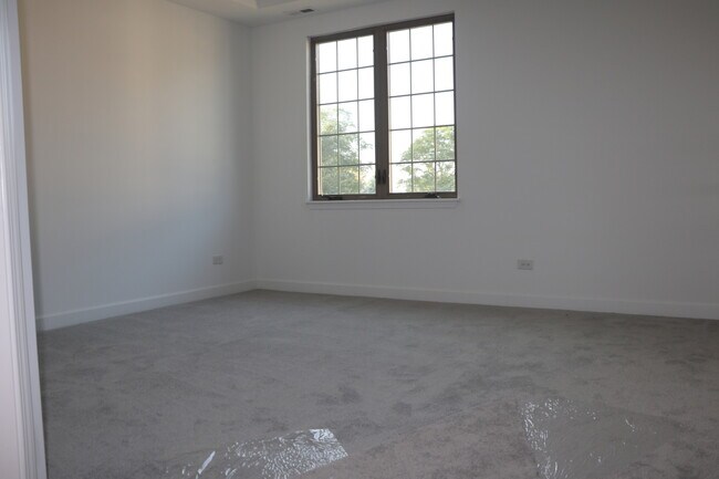 Building Photo - 12724 Wild Rye Ct