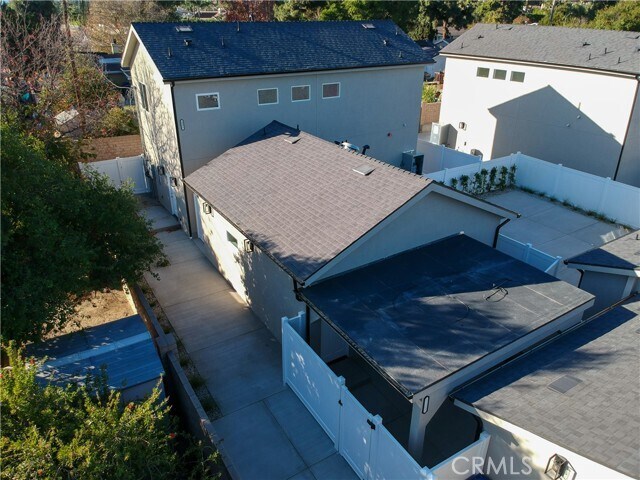Building Photo - 10419 Amigo Ave