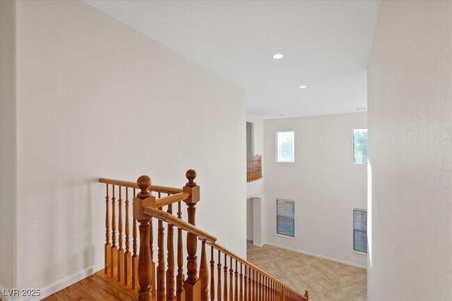 Building Photo - 7381 Summer Duck Way