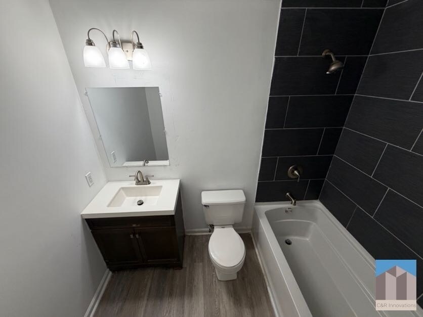 Building Photo - 2467 Verner Rd