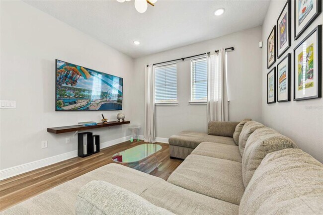 Building Photo - 389 Southfield St