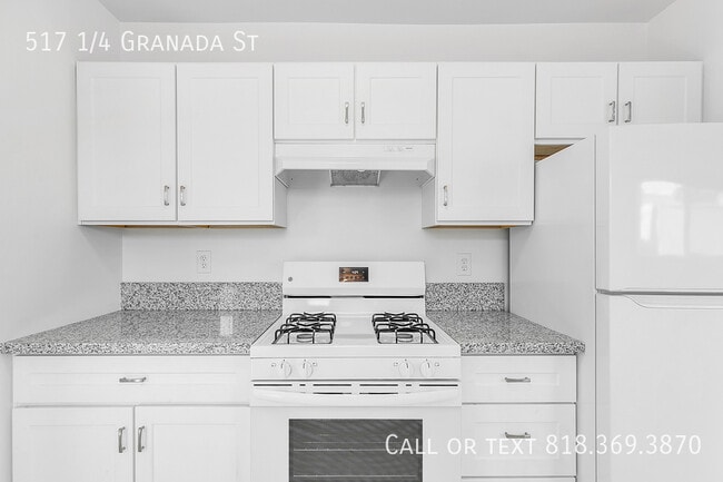 Building Photo - 517 1/4 Granada St-