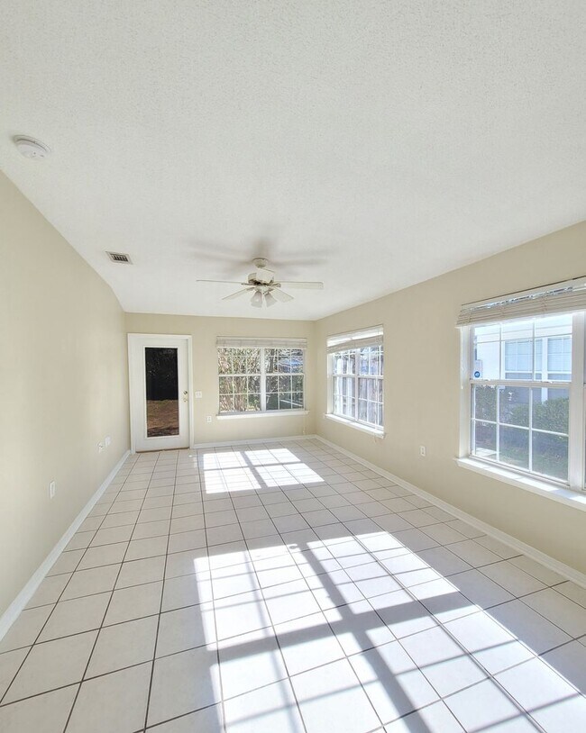 Building Photo - 2485 Spyglass Cir