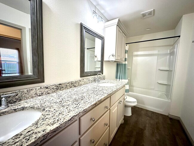 Building Photo - 7907 Avenue O