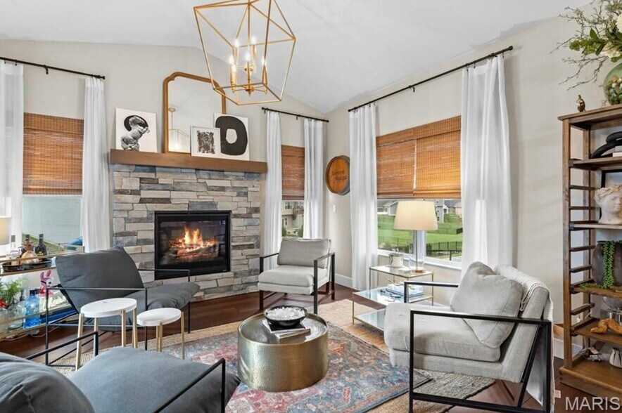 Hearth room - 536 Flagstone Pass Dr