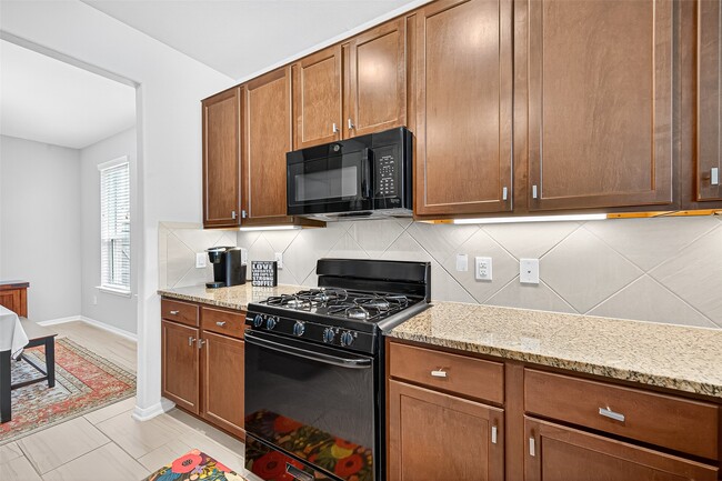Building Photo - 21319 Tropisea Dr