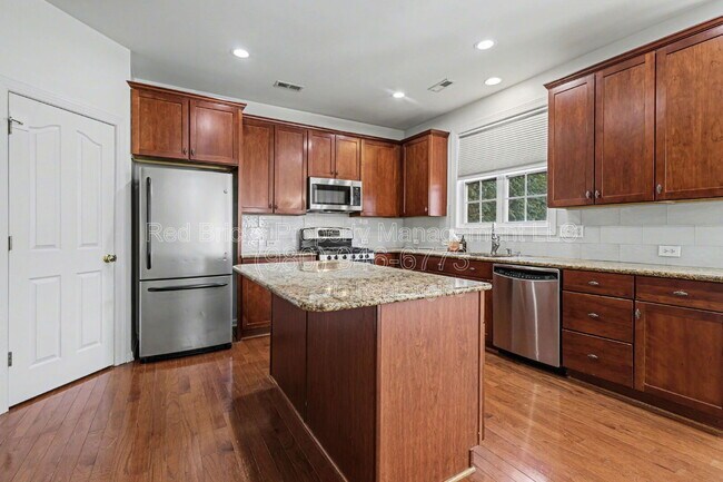 Building Photo - 14633 Provence Ln