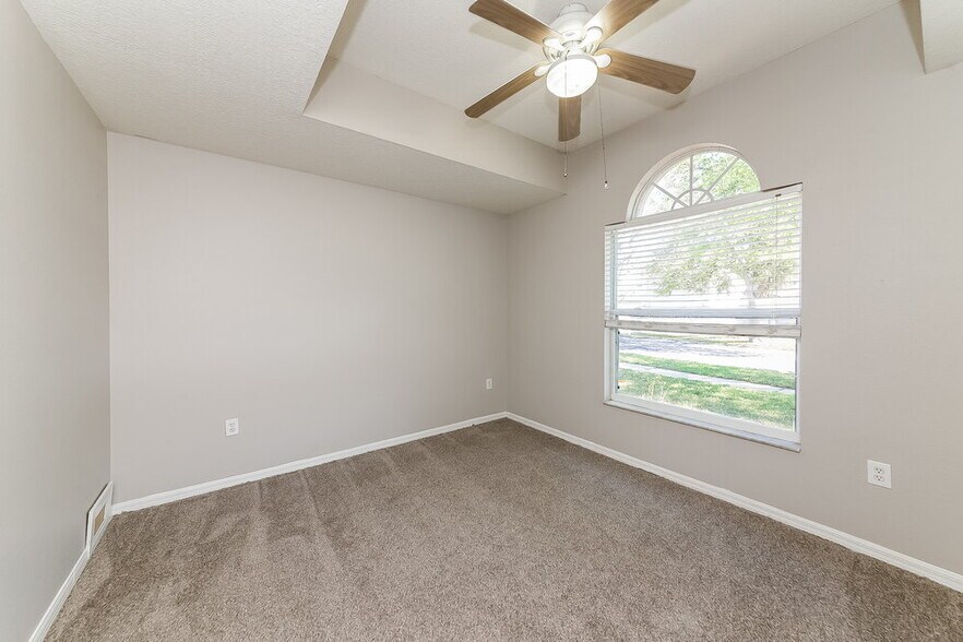 Building Photo - 13731 Ogakor Dr