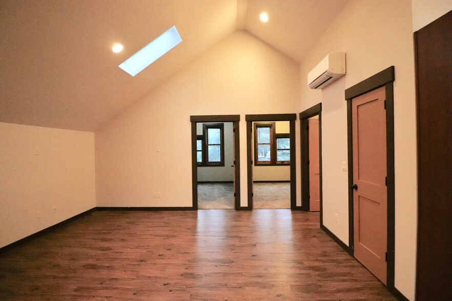 living room view to bedrooms - 6864 Ne Oregon St