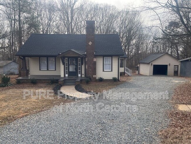 Primary Photo - 3355 E Ridge Rd