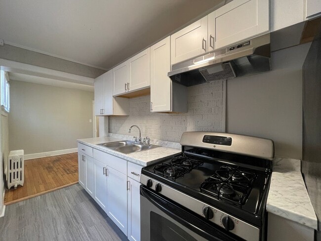 Building Photo - 4822 Chamberlayne Ave