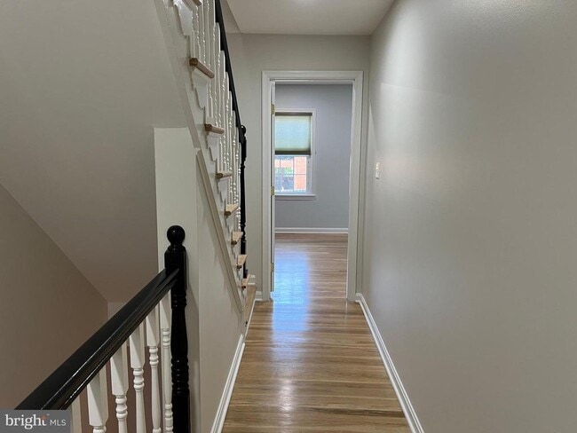 Building Photo - 6683 McLean Dr